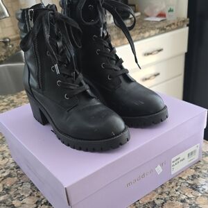 Madden Girl Black Lace-Up Chunky Lug Heel Ankle Boots